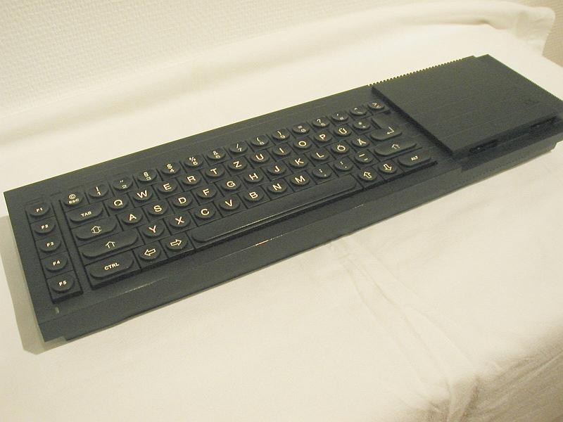 Sinclair QL (2).jpg